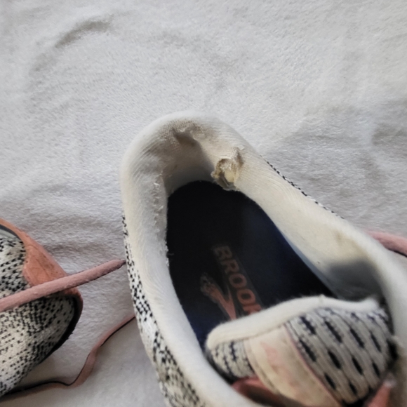 Brooks Adrenaline Sneaker Pink 9 - Picture 14 of 15